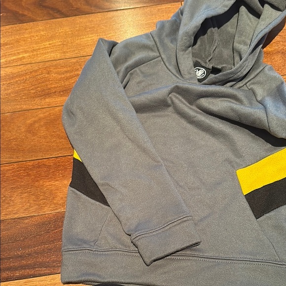 Body Glove Gray and Yellow Color-Blocked Hoodie - Picture 5 of 10